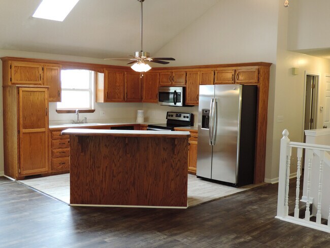 Foto del edificio - short term lease available