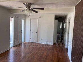 Building Photo - 165 Hidden Brook Ct
