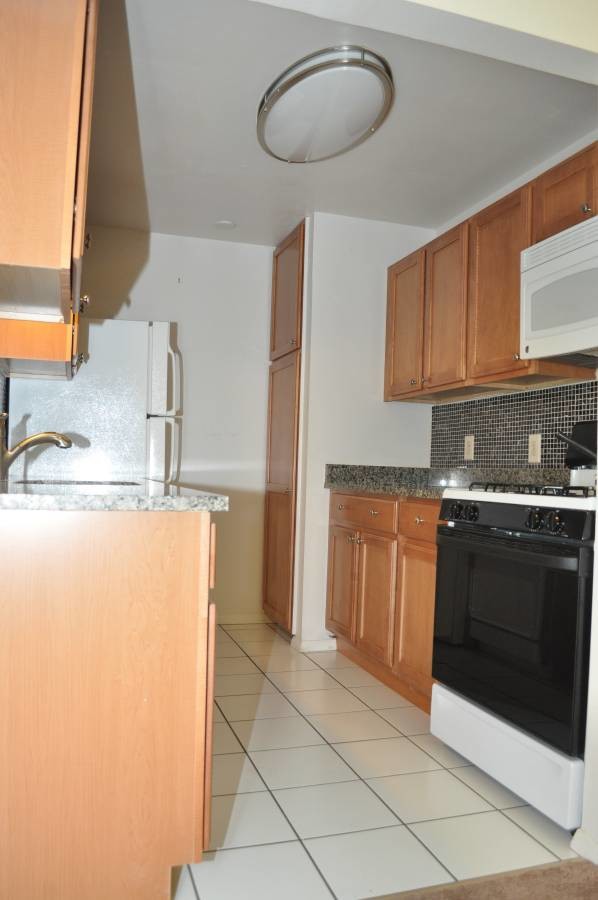Foto del edificio - 800 E Henry Clay St