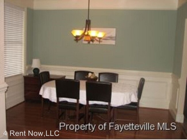 Building Photo - 3 br, 2 bath House - 402 Ponton Drive
