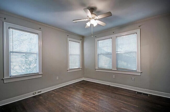 Foto del edificio - 1846 St Ann St