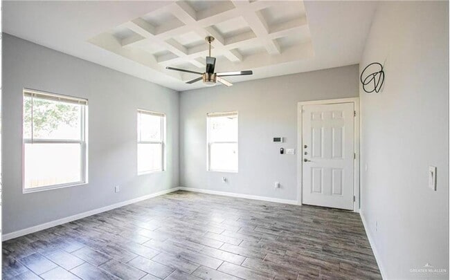 Building Photo - 3907 Valeria St