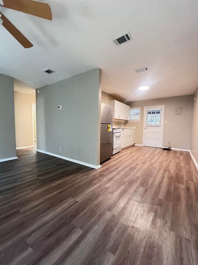 Foto del edificio - 1710 Talpeco Rd