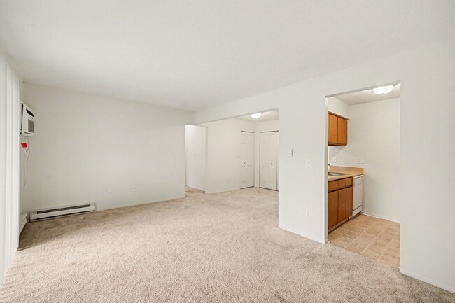 Building Photo - Eastgate Woods Apartments