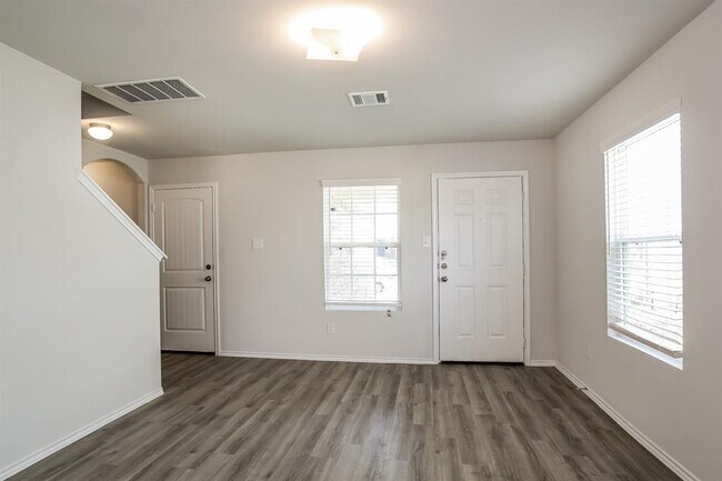Building Photo - 4827 Giant Sequoia Way