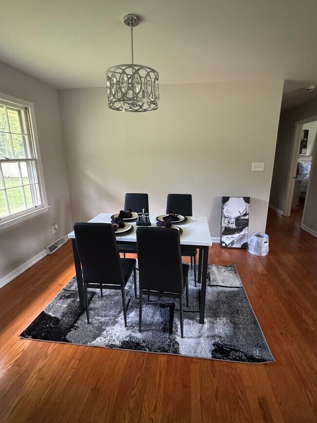 Building Photo - 3706 College Park Cir NW