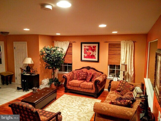 Foto del edificio - 15 Vaccaro Rd