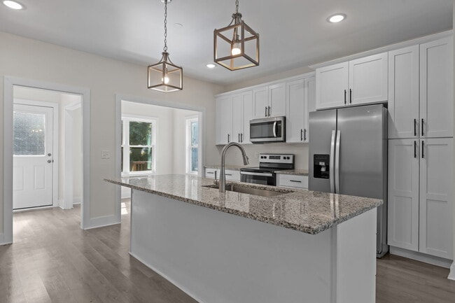 Building Photo - 516 New Bern Ave