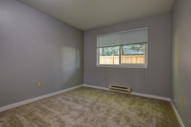 Foto del edificio - Ballinger Way Condo
