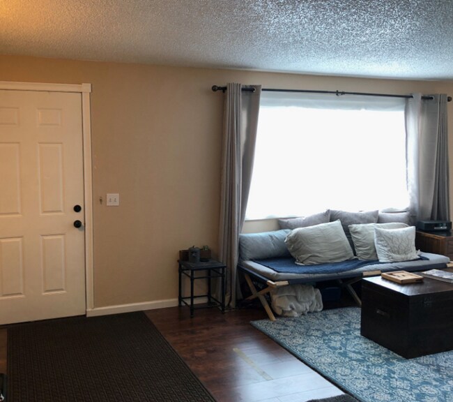 Foto del edificio - 624 SE Wilson Ave