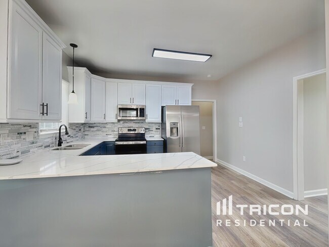 Foto del edificio - 4815 Elmhurst Ridge Ct