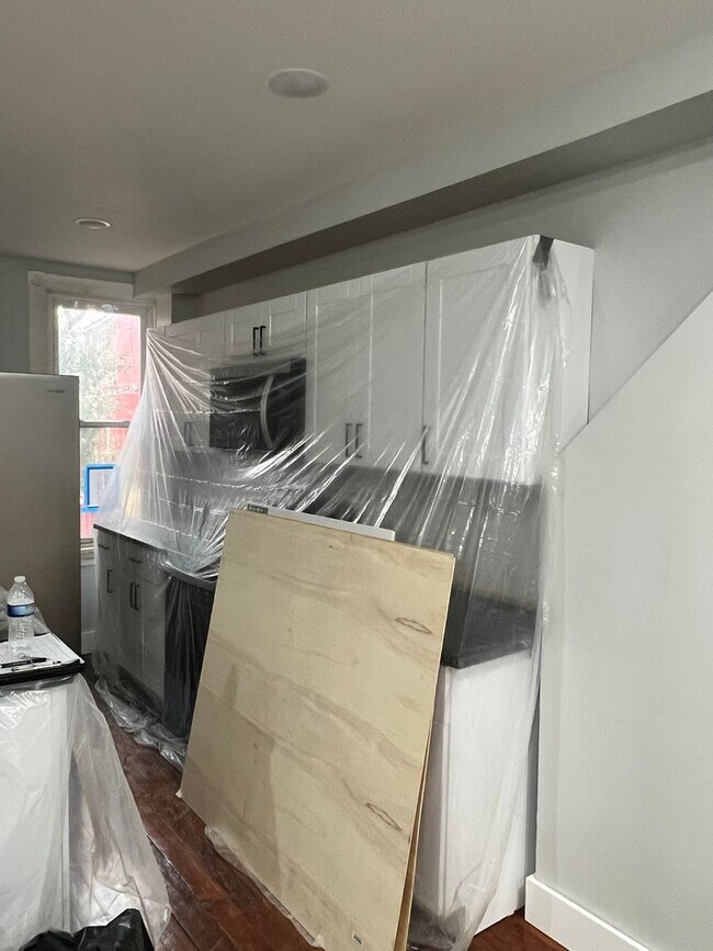 Building Photo - Coming Soon. Under Renovation-3 Bedroom 2.5 Bath in Lancaster City