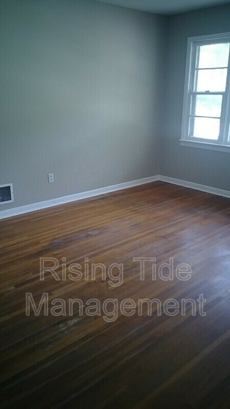 Foto del edificio - 3011 Devon Rd