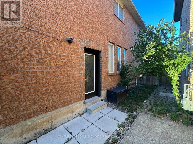 Photo du bâtiment - 7179 Terragar Blvd