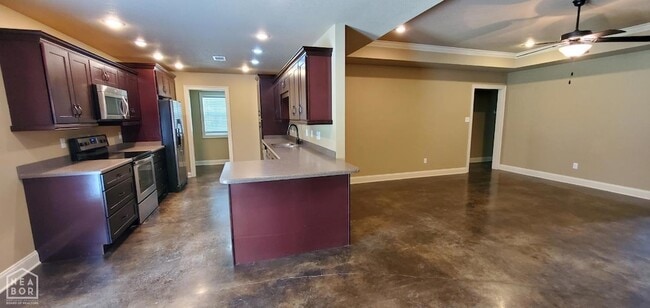 Building Photo - 5121 Kara Dr