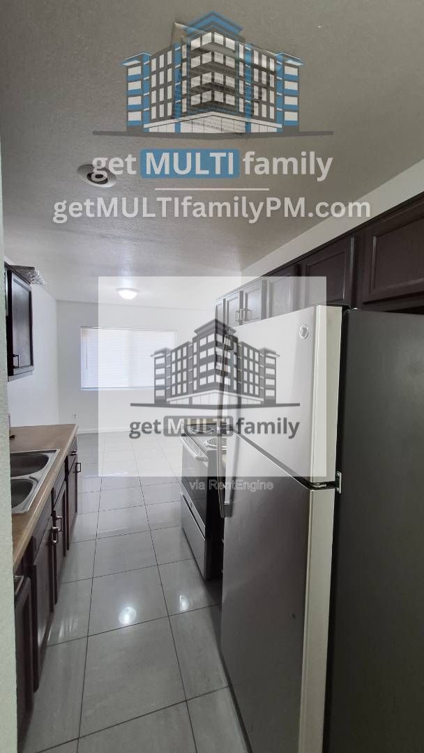 Foto del edificio - 3006 E Granada Rd