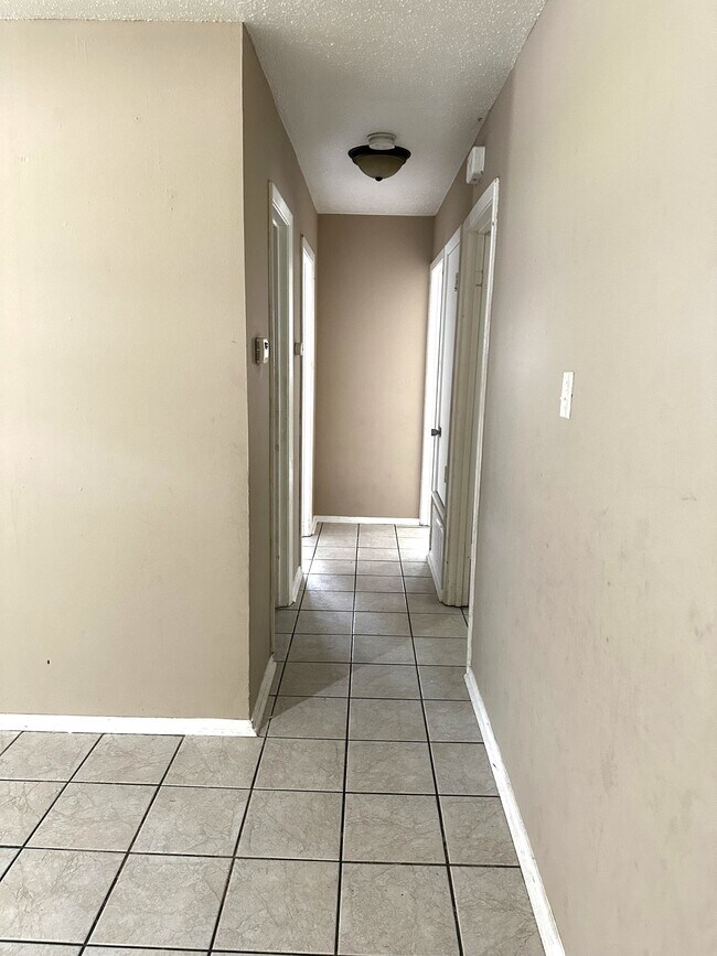 621 Elm St, New Llano, LA 71461 House Rental in New Llano, LA