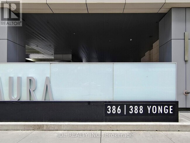 Photo du bâtiment - 386-5386 Yonge St