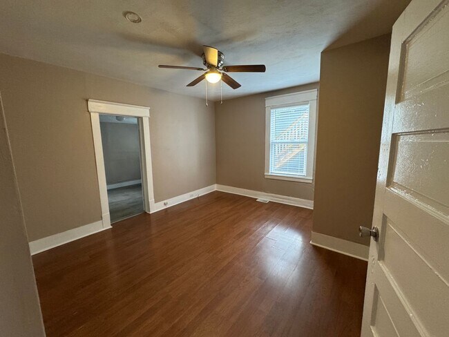 Foto del edificio - 1025 Ferdinand Ave SW