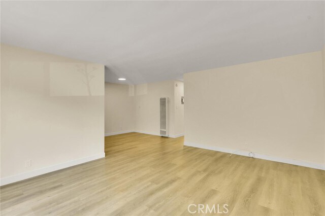 Foto del edificio - 612 N Sycamore Ave