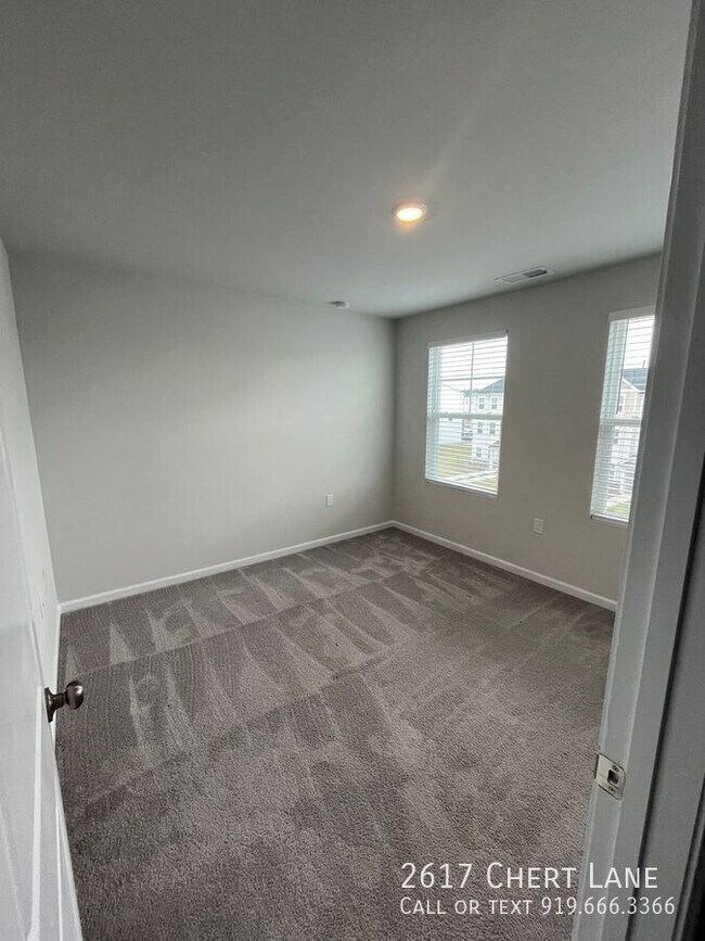 Building Photo - 2617 Chert Ln