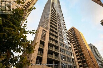 Building Photo - 21-3121 Balmuto St