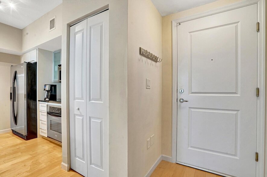 Foto principal - 235 NE 1st St
