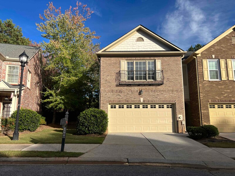 Primary Photo - 5900 Oakbrook Lake Ct