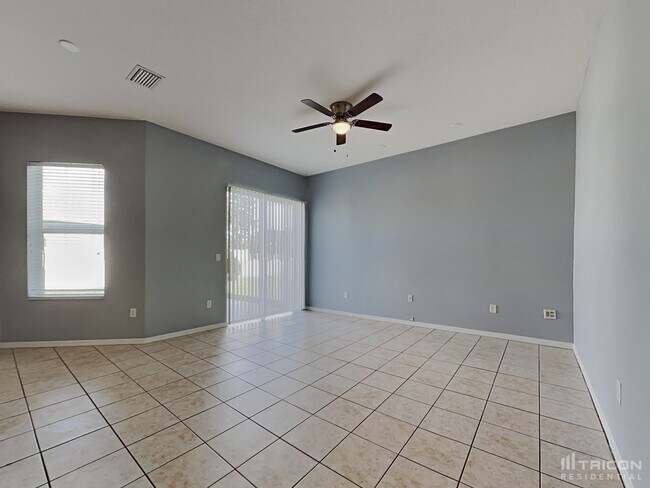 Foto del edificio - 21532 Silver Bay Pl