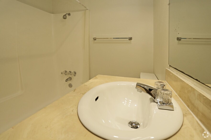 Bathroom Fixtures Escondido ridgeview apartments rentals - escondido, ca | apartments Bathroom Fixtures Escondido ridgeview apartments rentals - escondido, ca | apartments