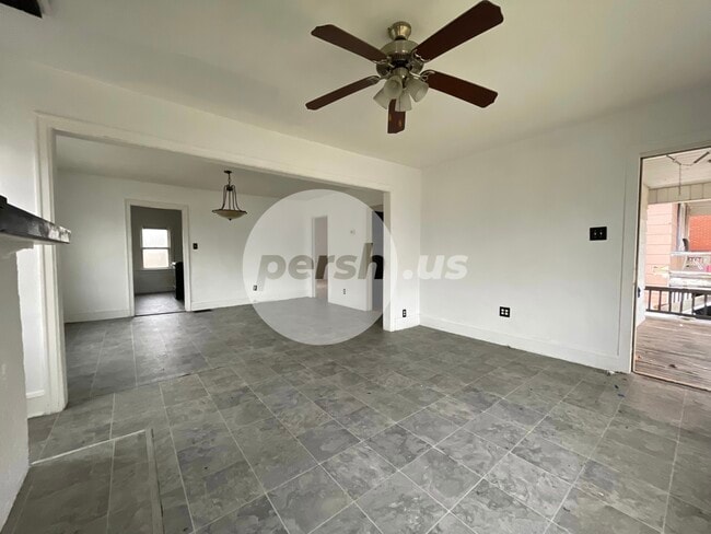 Foto del edificio - 980 W William St