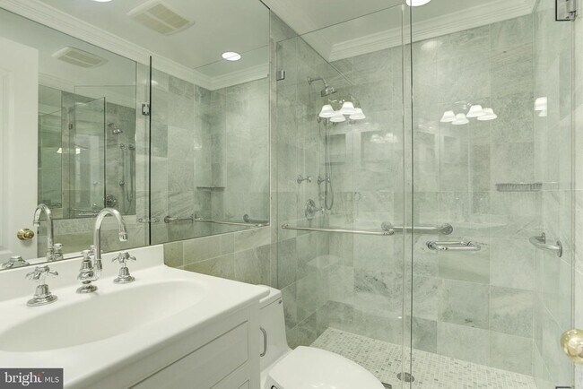 Building Photo - 3911 Ivy Terrace Ct NW
