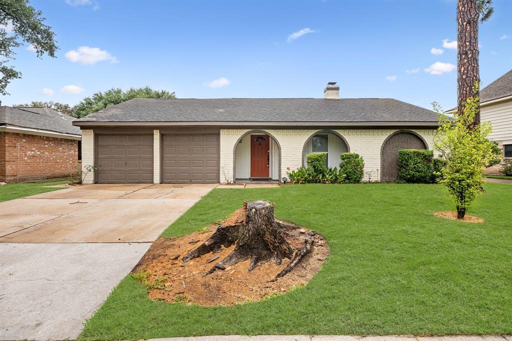 Foto principal - 16011 Hickory Knoll Dr