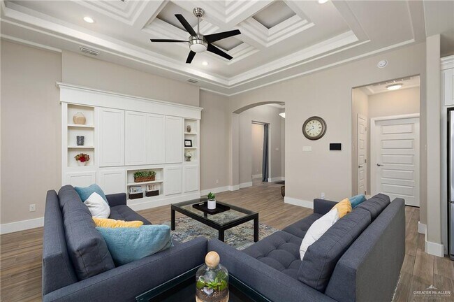 Foto del edificio - 16 Manchester Dr