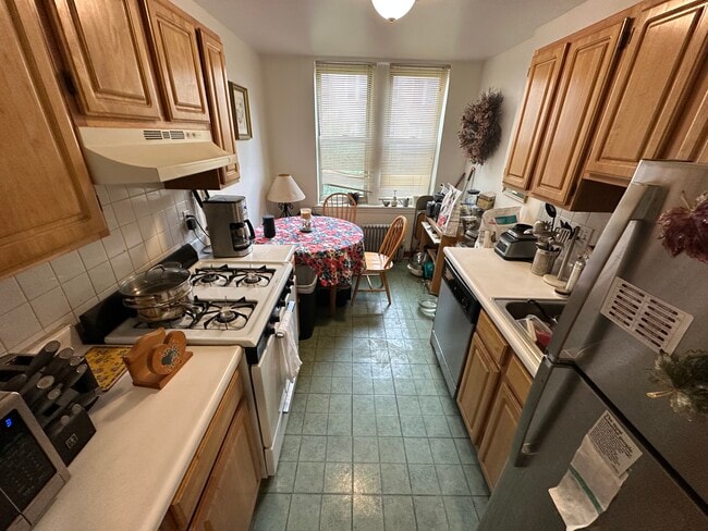 Building Photo - 20 Colborne Rd