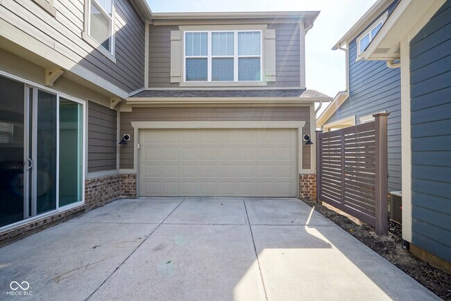 Foto del edificio - 7228 Broadacre Ct