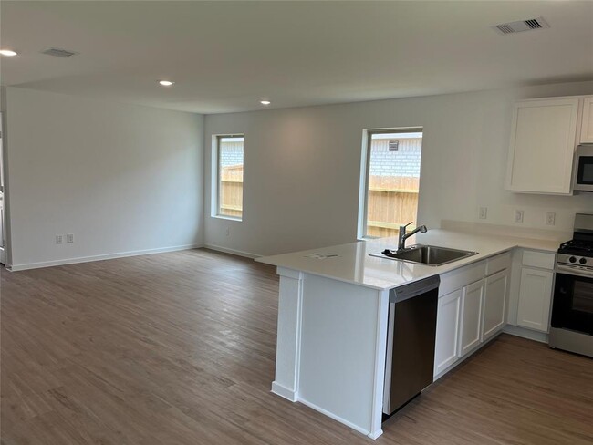 Building Photo - 21511 Casavatore Dr