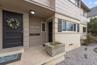 Building Photo - 3728 W Beverly Dr