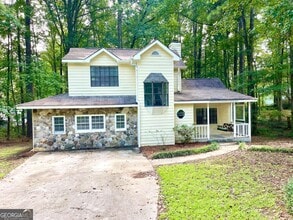 Building Photo - 415 Hillsdale Dr