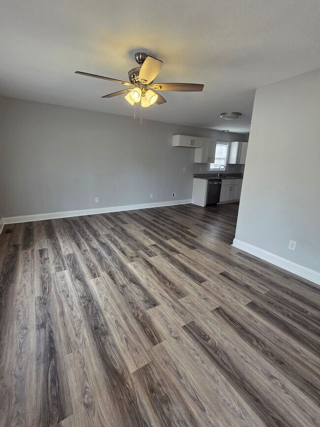 Building Photo - 3 BR in Thomasville!