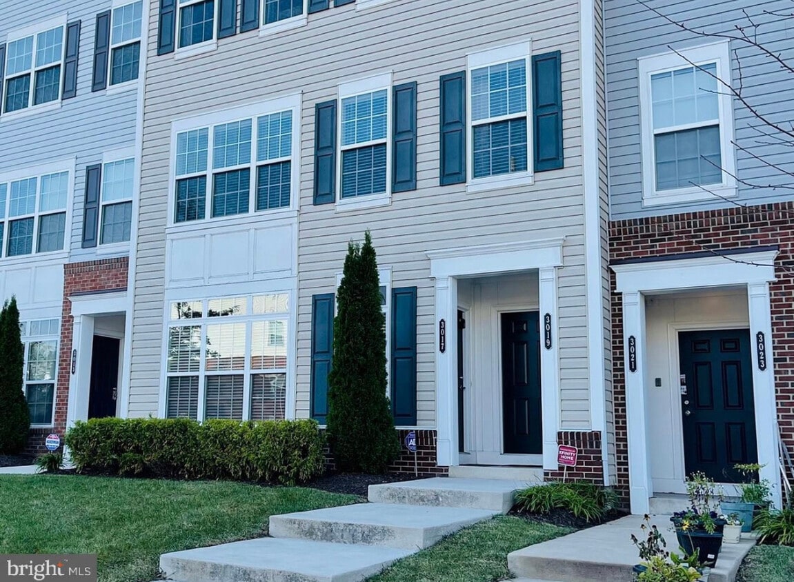 3017 Chesapeake Dr Unit Condo, Dumfries, VA 22026 Condo for Rent in