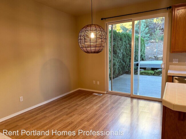 Building Photo - 3 br, 2.5 bath House - 20366 Hoodview Ave