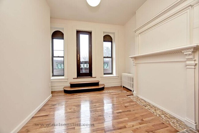 Building Photo - 99 Prospect Park West