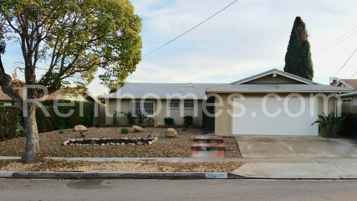 Foto principal - 310 E Moss St