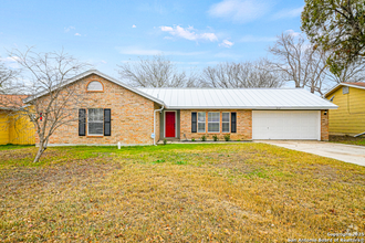 Building Photo - 8427 Glen Ct