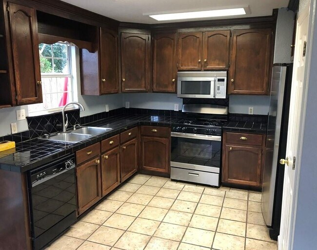 Foto del edificio - 17253 Tobermory Dr