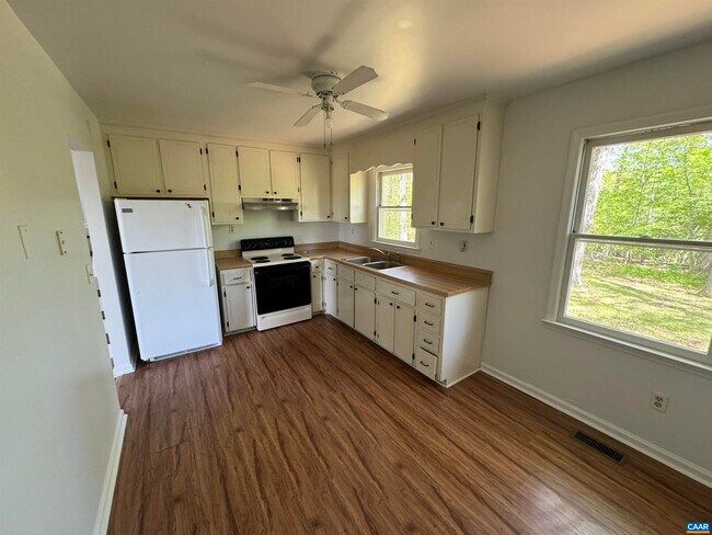 Foto del edificio - 86 Saddle Creek Ln