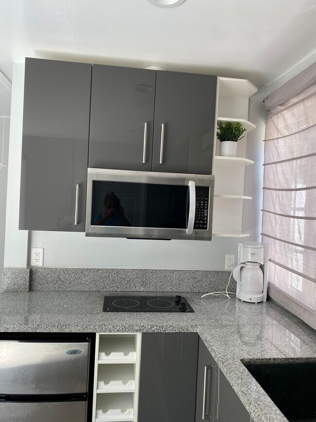 Foto del edificio - 337 N Vista St