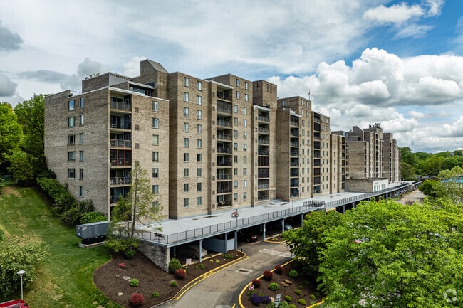 Virginia Mansions Condominium