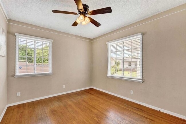 Building Photo - 11120 Townley Dr